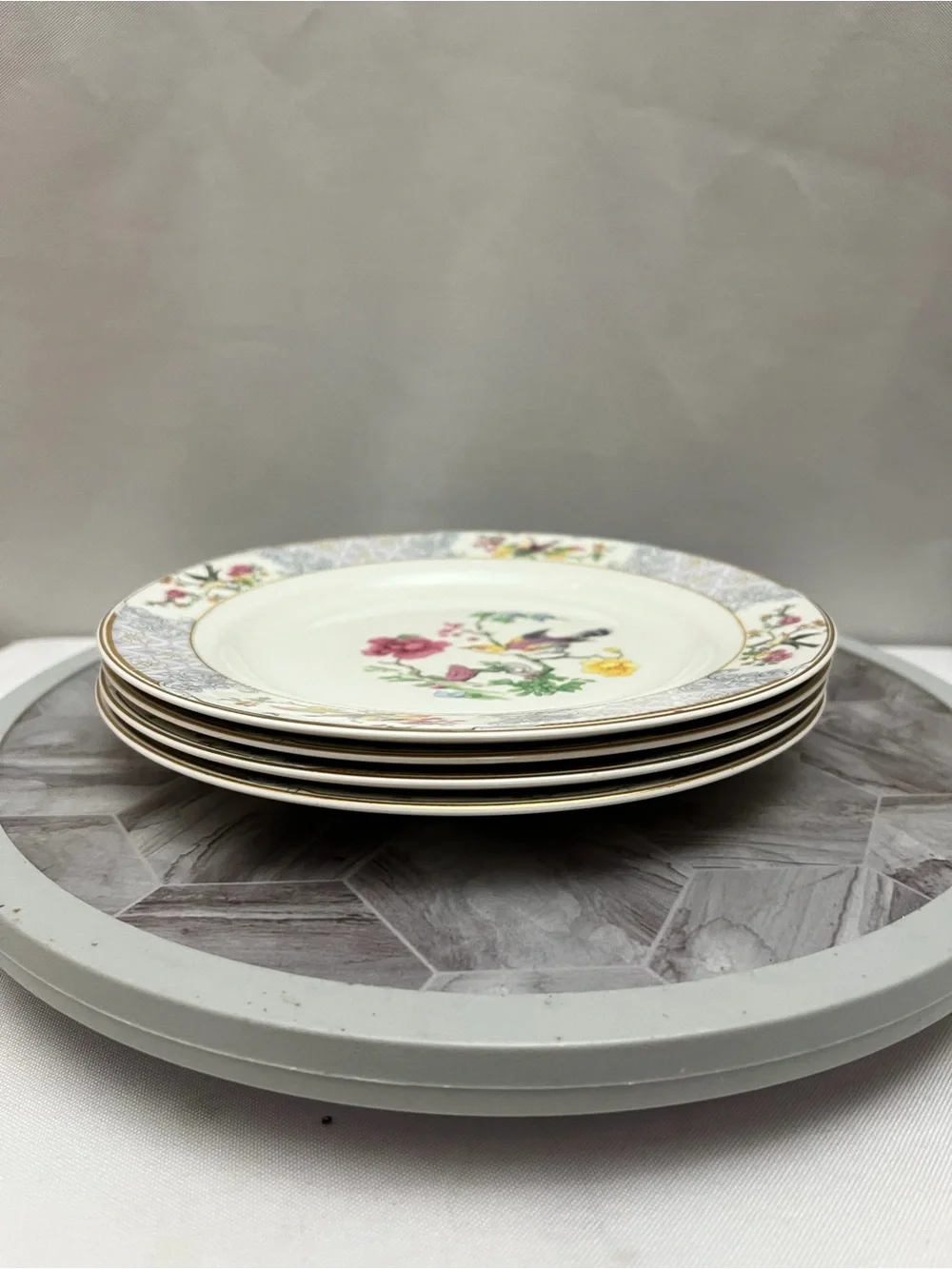 Johnson Bros England Vintage Bird Floral Dinner Plates Set of 4 Gold Trim 8”